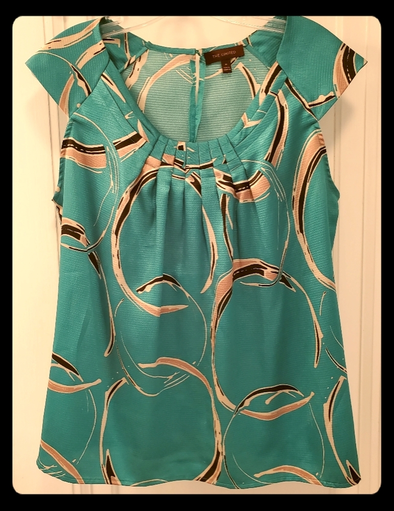 The Limited Green Cap Sleeve Top